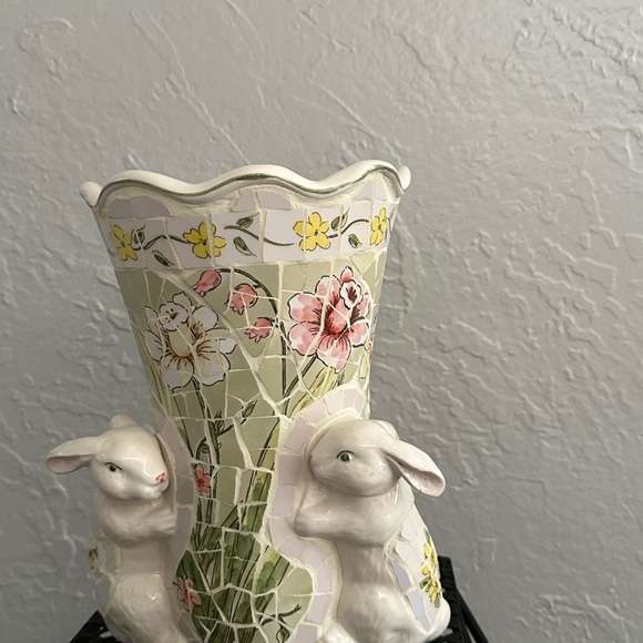 Vintage broken china mosaics Rabbits Floral vase - Picture 13 of 15